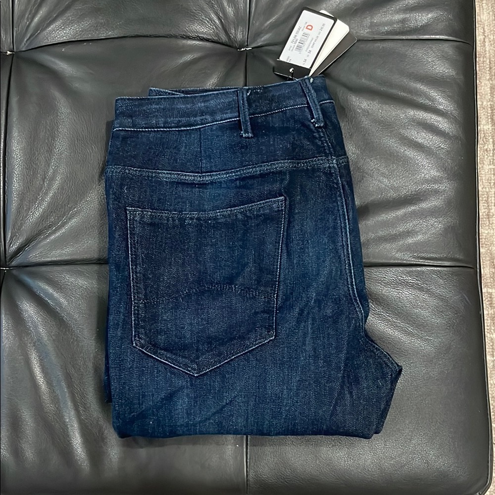 Emporio Armani Blue Jeans Classic Style